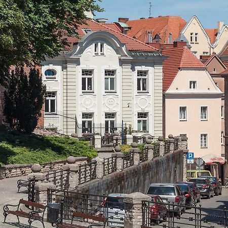 Hill Inn Познань Экстерьер фото
